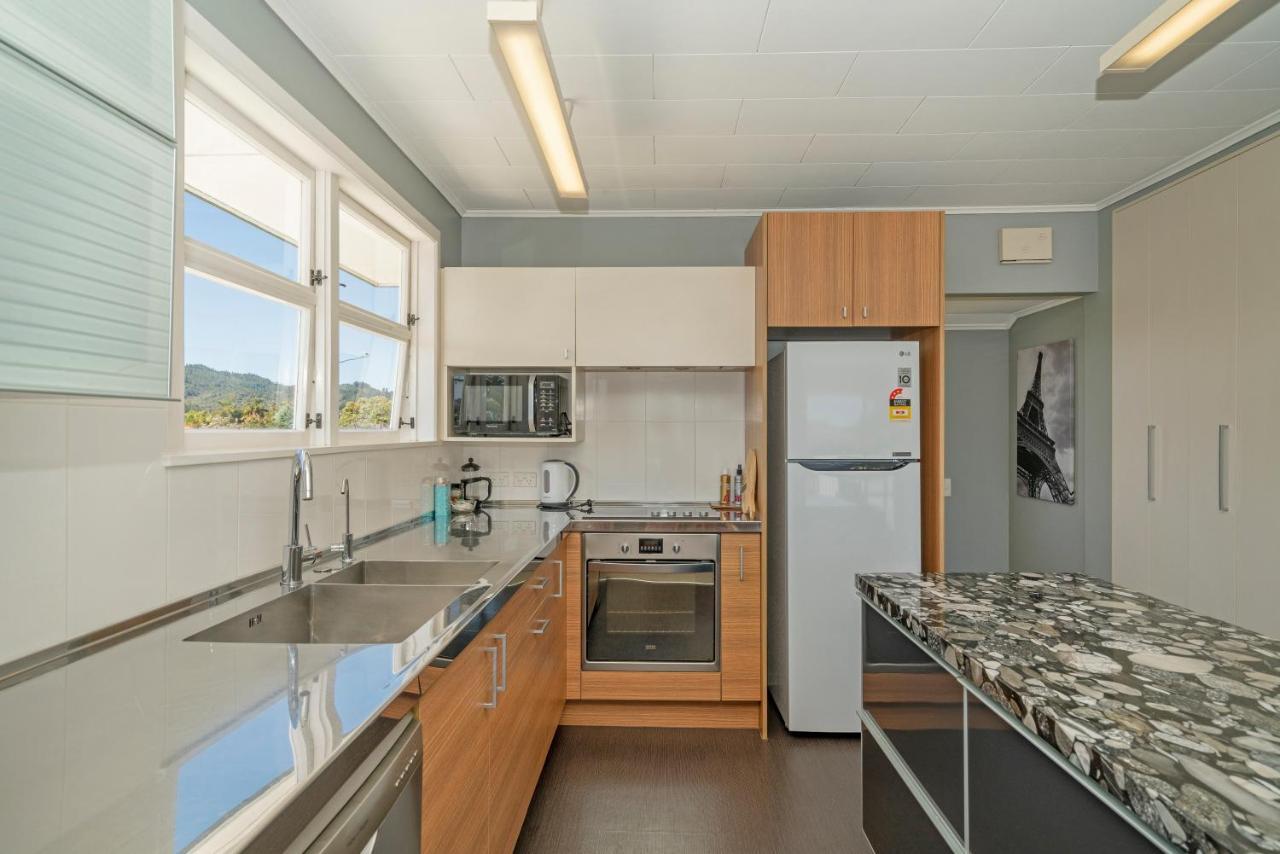 Roof Tops Apartment Whitianga Exterior photo
